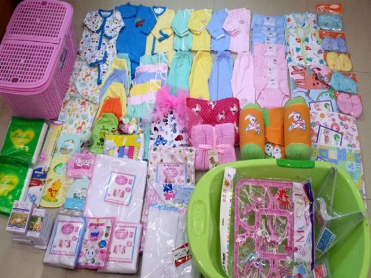 Chuẩn bị đồ đi sinh