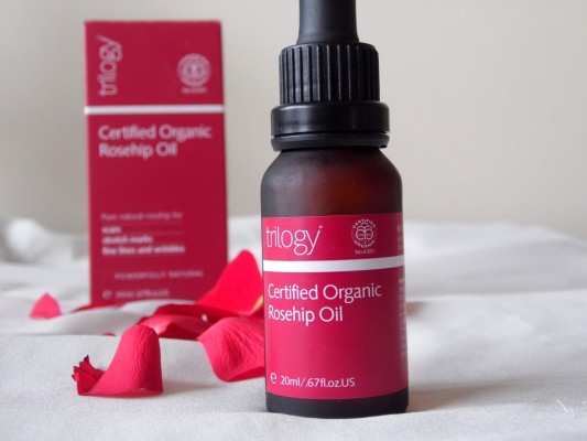 Serum trị thâm mụn